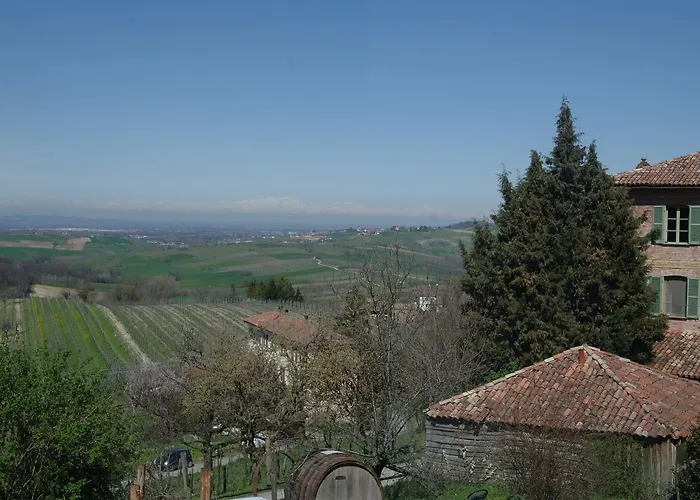 Valli Unite ファームステイ Costa Vescovato